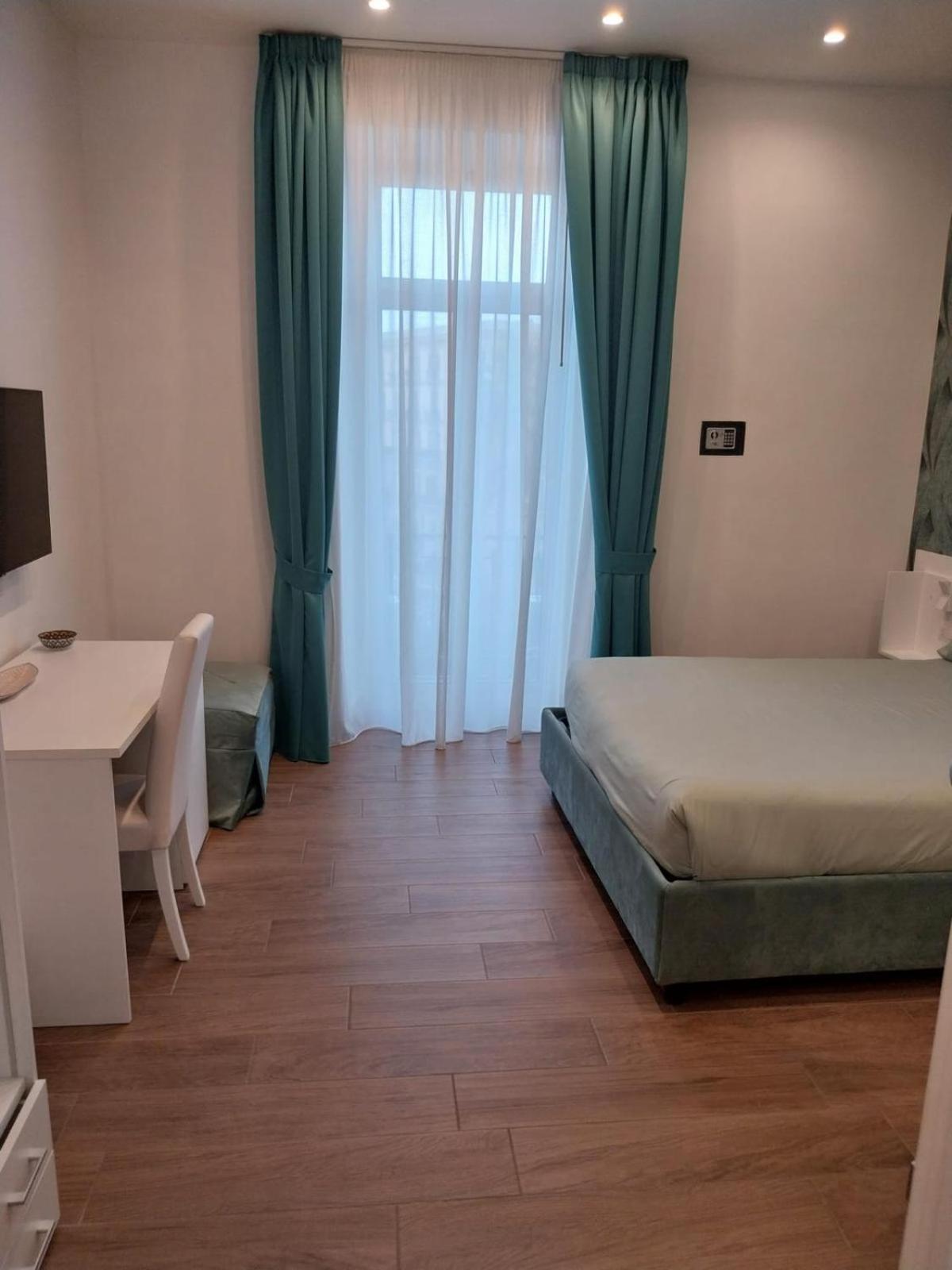 B&B Lungomare Sannazzaro Napoli Esterno foto